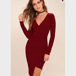 NWOT LULUS Sleeved Dark Red Dress, Size XL